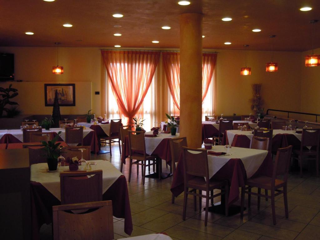 Hotel Xibana Tribano Extérieur photo